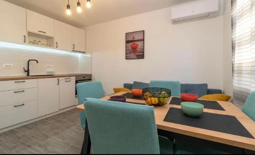 Small Private House With A Terrace Trogir Apartment